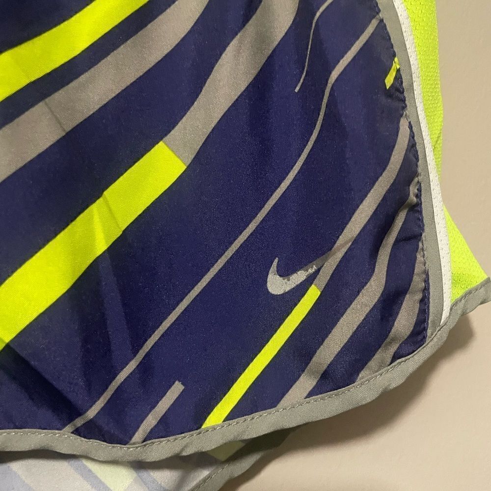 Dri-fit Nike shorts - Picture 4 of 5